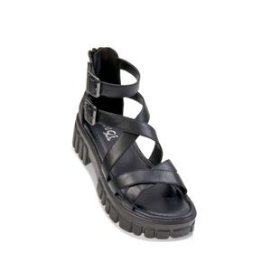 Size 12 strappy platform sandle. Black